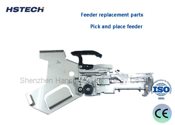 Un bon prix. L'alimentation des composants SMD est assurée par un alimentateur SMT YAMAHA KJK-M1300-012 en ligne