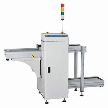 Un bon prix. Ceinture plate 90 degrés équipement de déchargement de PCB écran tactile 6bar en ligne